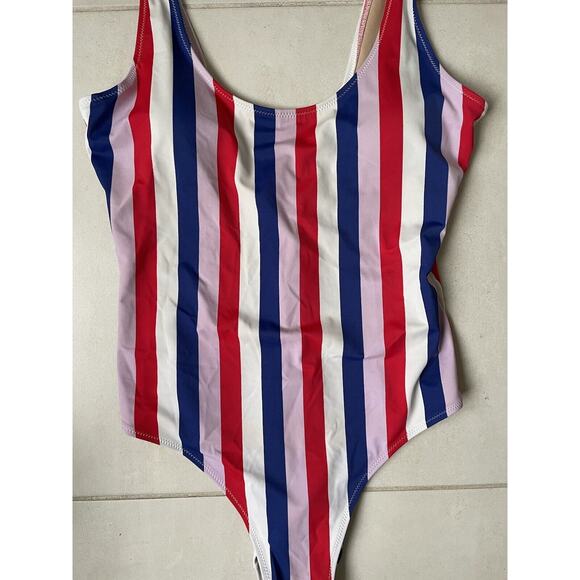 Old Navy Swim One Piece Multicolor Striped Swimwear - Picture 3 of 7